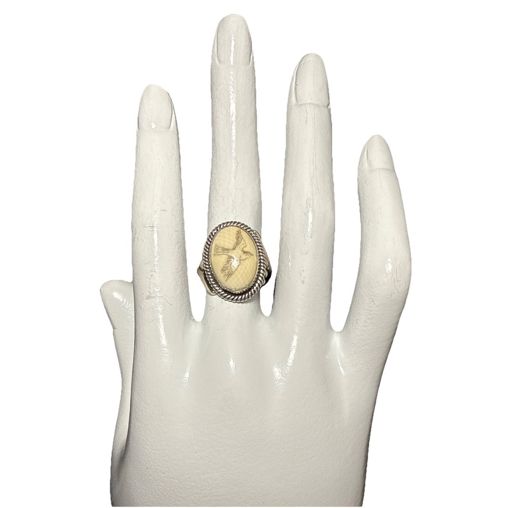 Vintage Sterling Silver with Bird Dove Cameo Etched Painted Ring J20-20